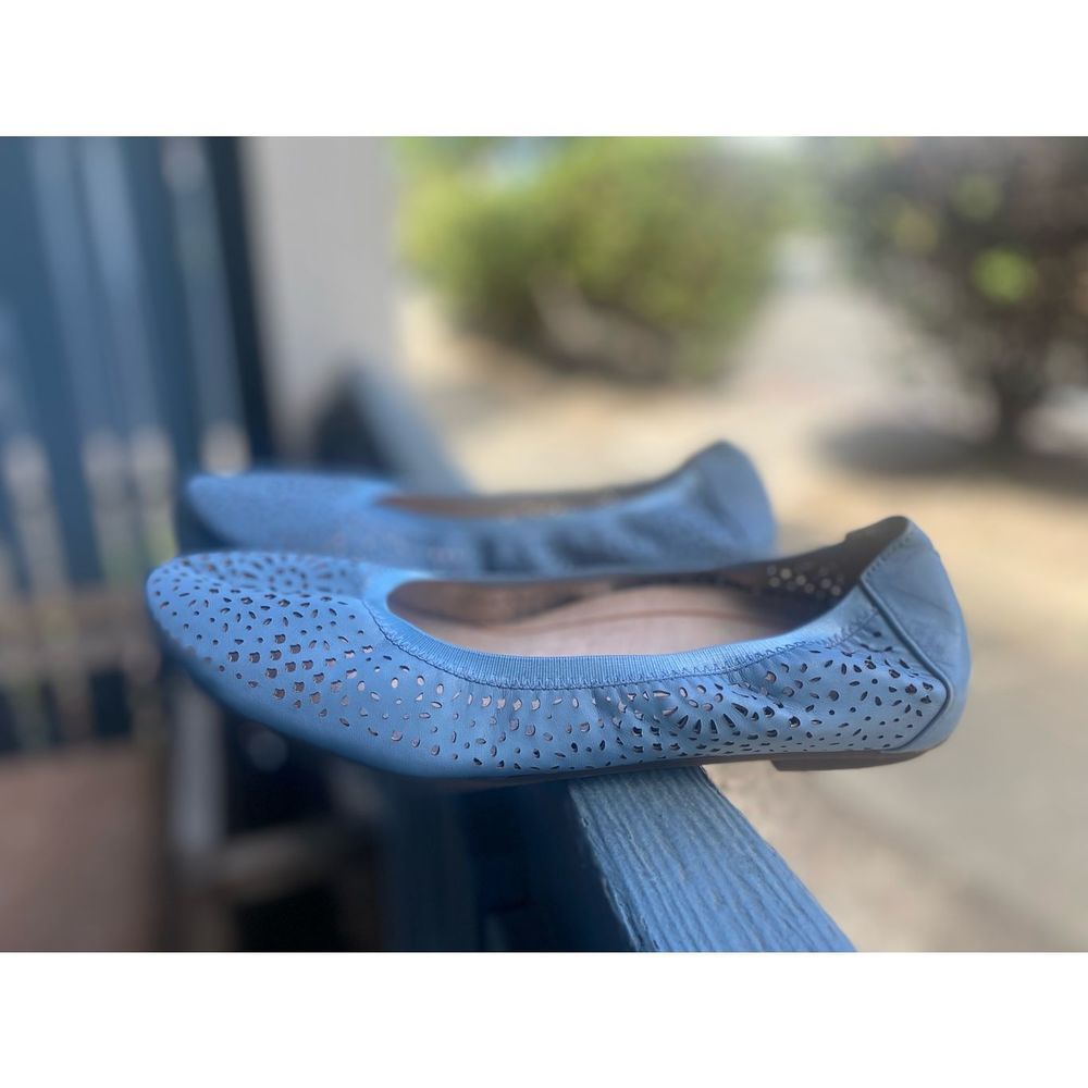 Vionic Women’s Spark Robyn Perf Ballet Flat- Supportive Blue Shoes Sz 9